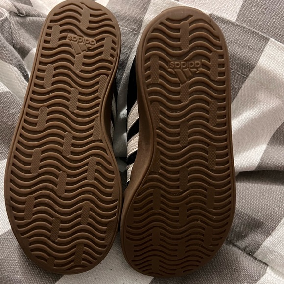 Adidas black and white sneakers - Picture 3 of 7